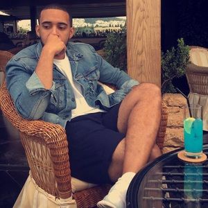 Meet your Posher, Joseph